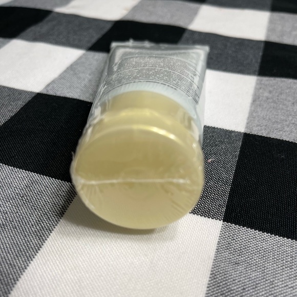 Brand new Mary Kay, satin hands, nourishing, shea cream fragrance free - Picture 3 of 3